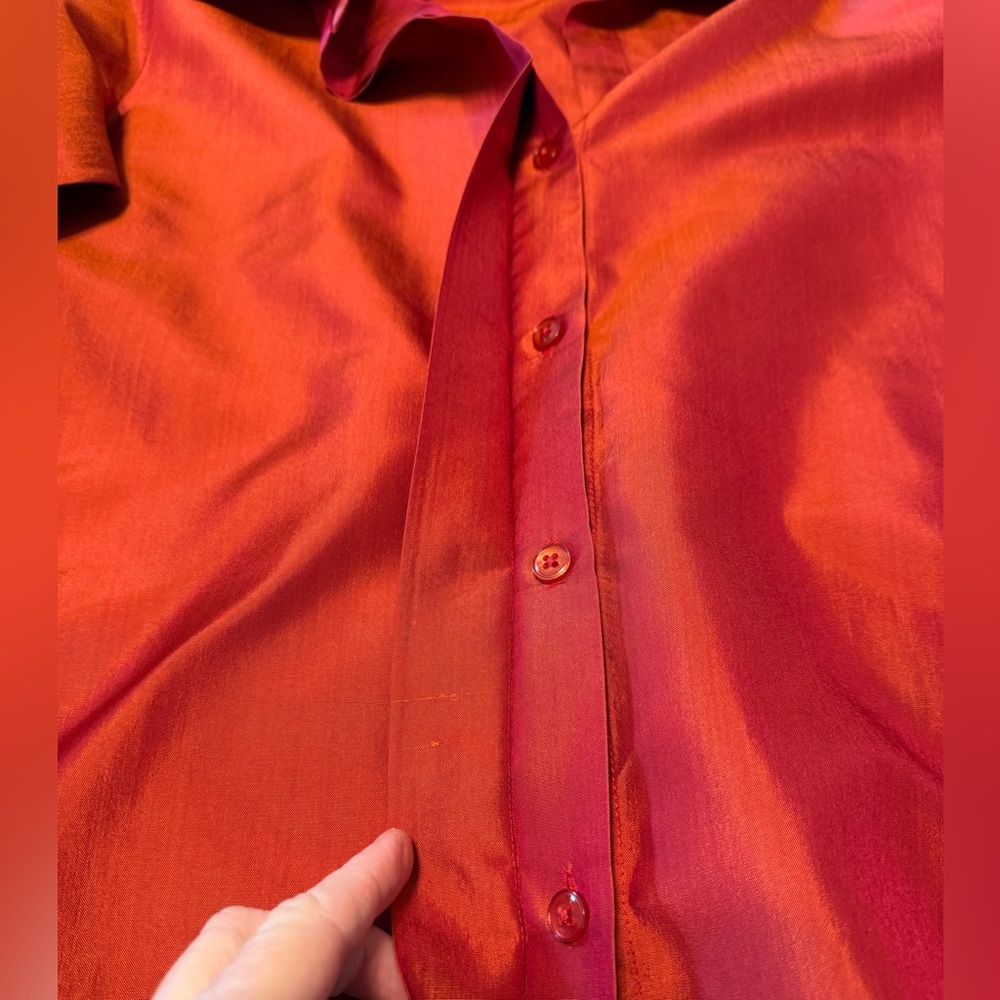 Vtg Express 100% Silk Button Up Shirt Sz 3/4 Red/Orange
Shiny Long Sleeve 90’s - Picture 3 of 11